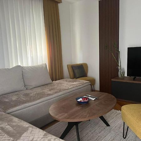 Kuman Apartments Kumanovo Eksteriør bilde