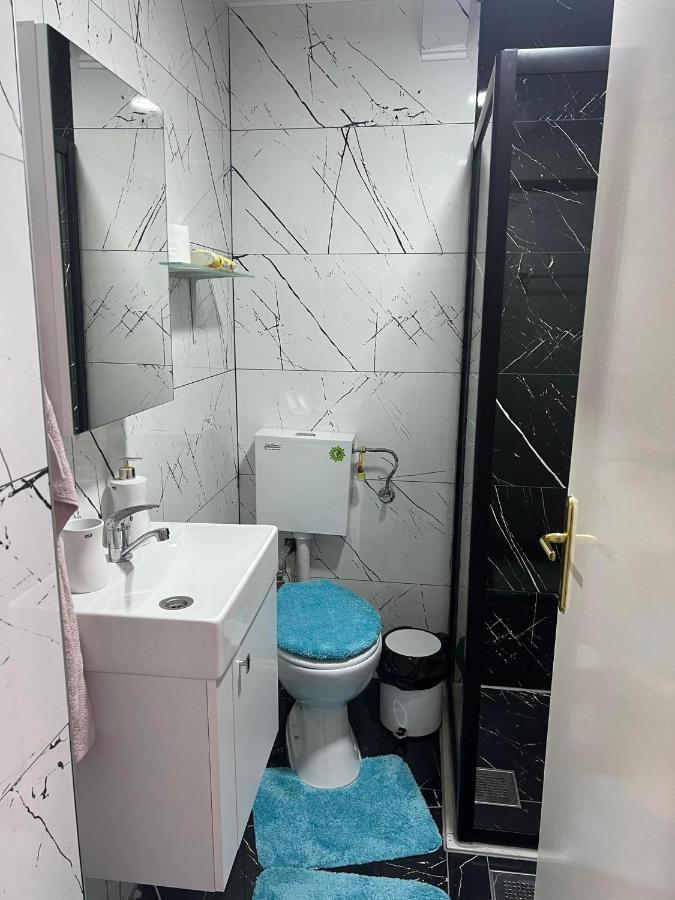 Kuman Apartments Kumanovo Eksteriør bilde